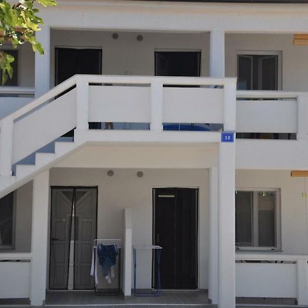 Apartments Istuk ヴィル エクステリア 写真