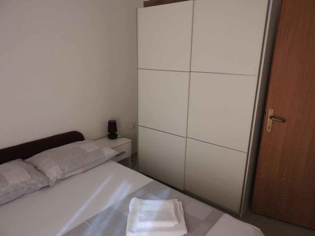 Apartments Istuk ヴィル エクステリア 写真